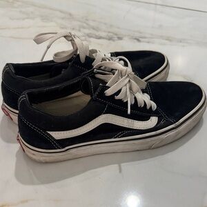 Black vans